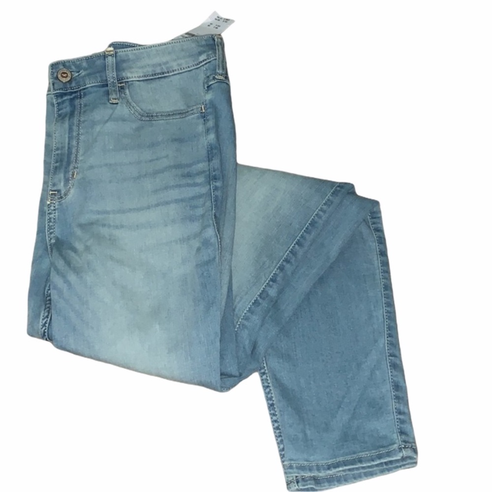 Light Wash Jeans